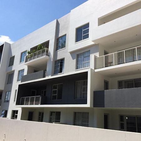 Epic Lux 8-12 Appartement Johannesburg Buitenkant foto