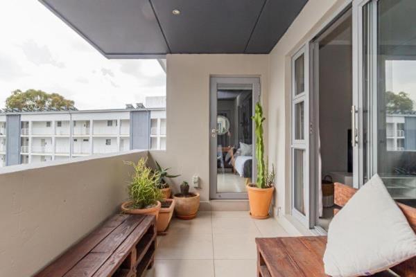 Epic Lux 8-12 Appartement Johannesburg Buitenkant foto